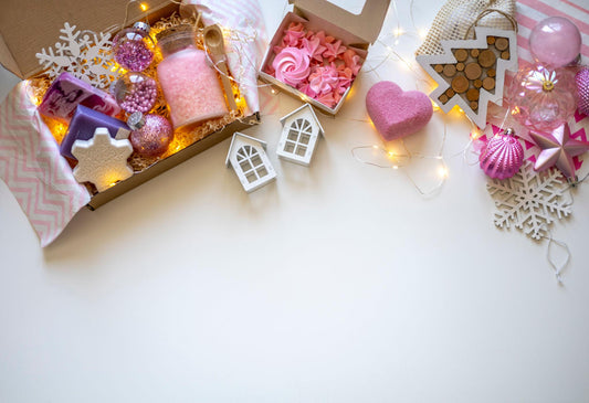 How to Create a Spa Gift Set to Mail to a New Mom (Thoughtful + Relaxing DIY Idea)